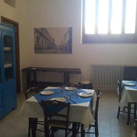 Pensionat Istituto Antonacci Lecce