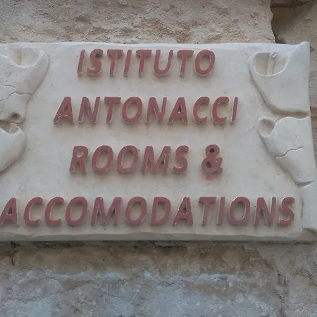 Guest house Istituto Antonacci Lecce